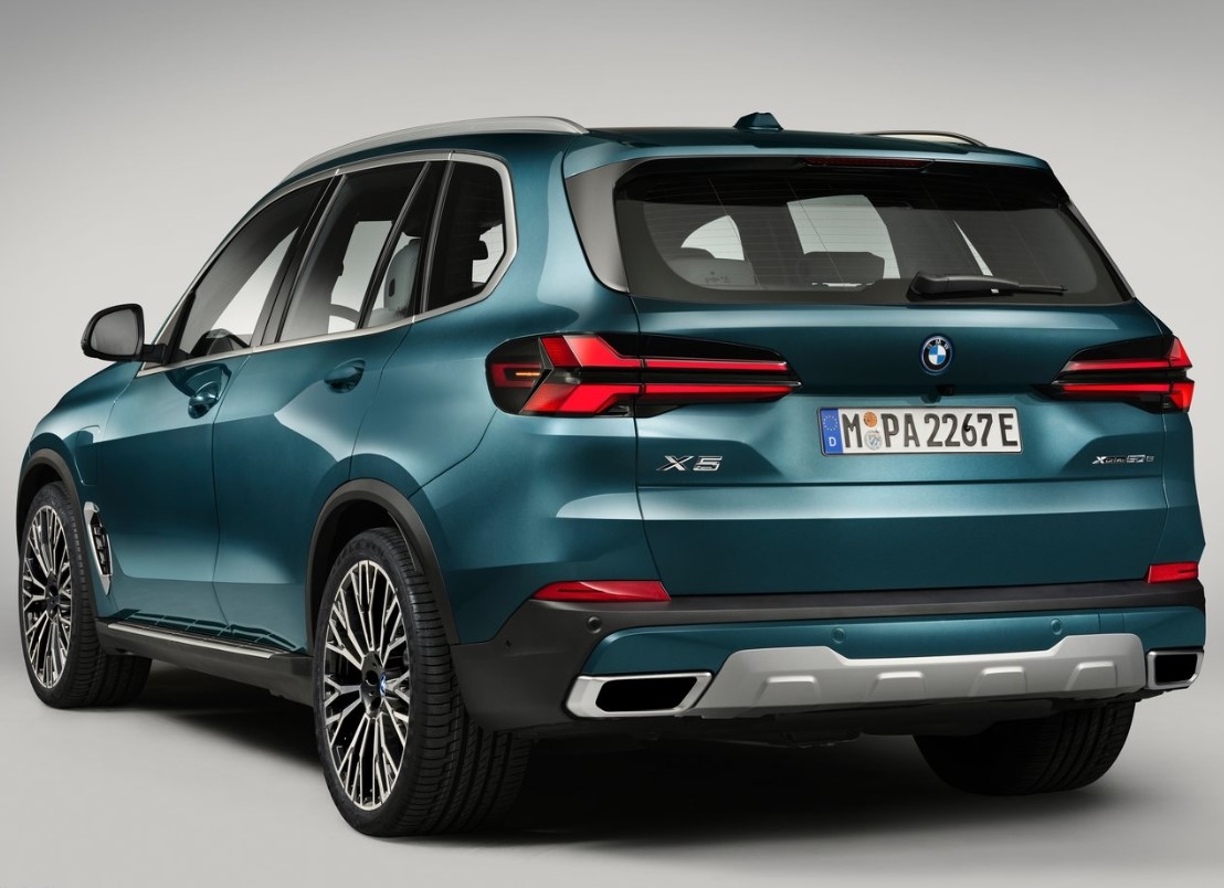 Imagem 3 BMW X5 3.0 xDrive50e M Sport Auto phev 2025