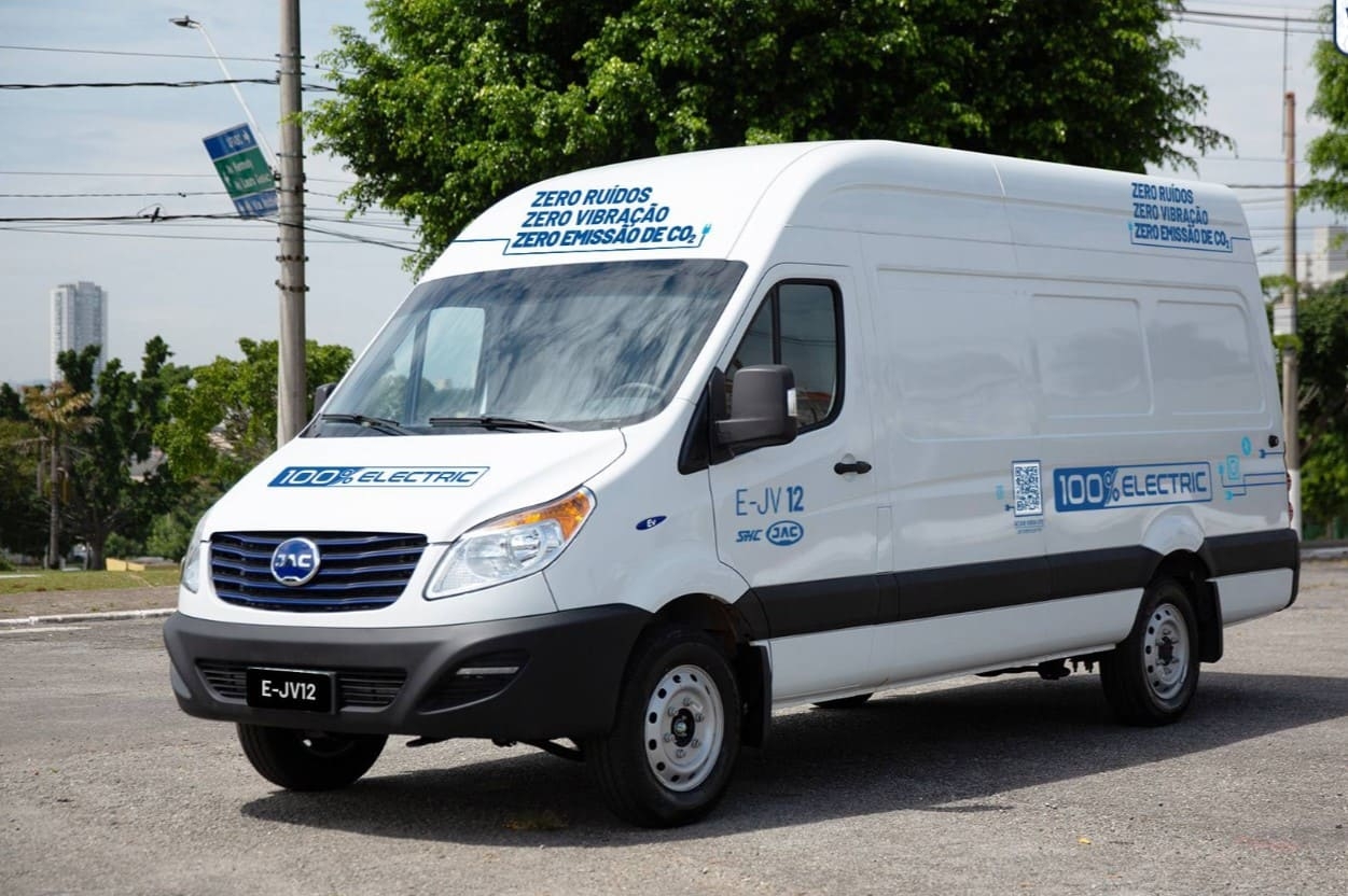 Imagem 2 Jac E-JV12 BEV 77.28kWh VIP Auto 2025