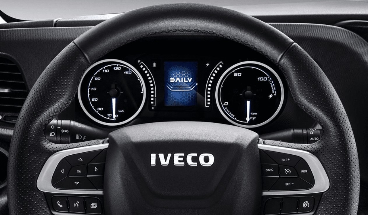 Imagem 10 Iveco Daily Minibus 3.0 45-170 Minibus Turis Exec 3520 45-160 3520l turismo - 2027