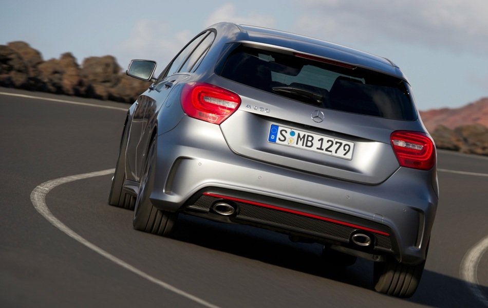 Imagem 3 Mercedes-Benz Classe A 250 Turbo Sport 2015