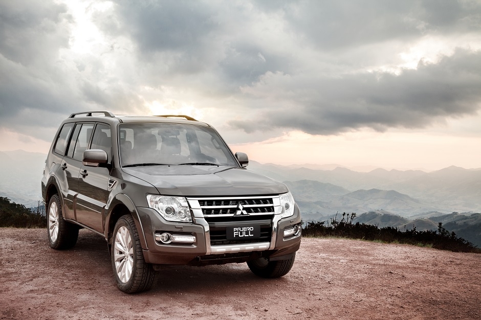 Imagem 1 Mitsubishi Pajero Full HPE 3.8 5p 2015