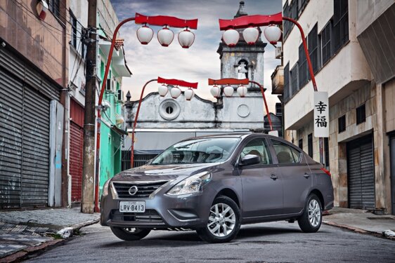 NISSAN Versa 1.6 16V Unique (Flex) 2015