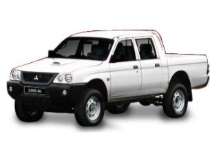 Mitsubishi L200 Savana 2.5 4X4 (15 Anos) 2011