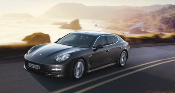 Porsche Panamera 4.8 S 4WD 2012