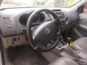 Foto 5 - Toyota Hilux Cabine Dupla Hilux SRV 4X4 3.0 (cab dupla) (aut) manual