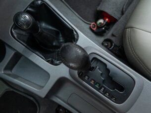 Foto 8 - Toyota Hilux Cabine Dupla Hilux SRV 4x4 3.0 (cab. dupla) automático