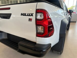 Foto 6 - Toyota Hilux Cabine Dupla Hilux CD 2.8 TDI GR-S WT 4WD automático
