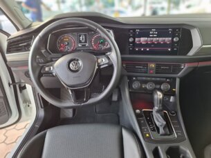Foto 7 - Volkswagen Jetta Jetta 1.4 250 TSI Comfortline automático