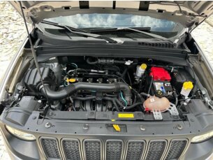 Foto 8 - Jeep Renegade Renegade 1.8 Sport (Aut) automático