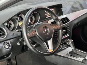 Foto 7 - Mercedes-Benz Classe C C 200 CGI Avantgarde manual