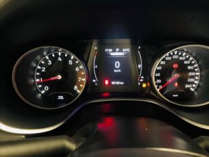 Foto 10 - Jeep Compass Compass 2.0 Longitude automático