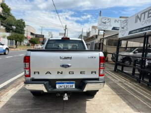 Foto 7 - Ford Ranger (Cabine Dupla) Ranger 3.2 XLT CD 4x4 (Aut) automático