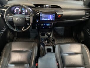 Foto 2 - Toyota Hilux Cabine Dupla Hilux 2.8 TDI CD SRX 50th 4x4 (Aut) automático