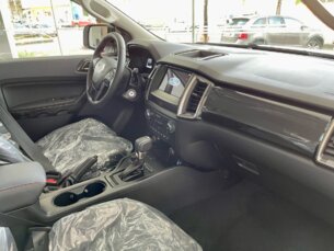 Foto 5 - Ford Ranger (Cabine Dupla) Ranger 3.2 CD FX4 4WD manual