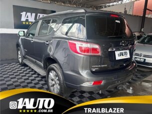 Foto 2 - Chevrolet TrailBlazer TrailBlazer 2.8 CTDI LTZ 7L 4WD automático