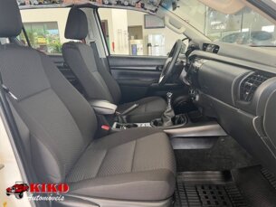 Foto 6 - Toyota Hilux Cabine Dupla Hilux 2.8 TDI CD STD Narrow 4x4 manual