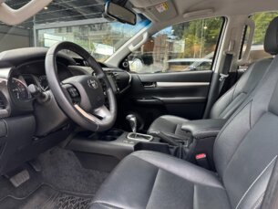 Foto 2 - Toyota Hilux Cabine Dupla Hilux CD 2.8 TDI SRX 4WD (Aut) automático