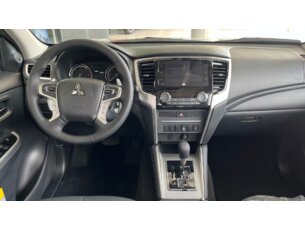 Foto 3 - Mitsubishi L200 Triton L200 Triton Sport 2.4 D HPE 4WD (Aut) automático