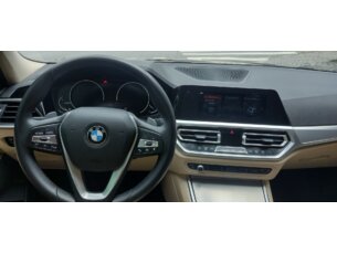 Foto 8 - BMW Série 3 320i Sport automático