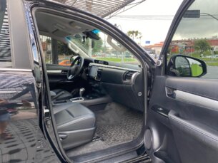 Foto 6 - Toyota Hilux Cabine Dupla Hilux CD 2.8 TDI SRX 4WD (Aut) automático