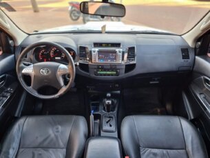 Foto 8 - Toyota Hilux Cabine Dupla Hilux 3.0 TDI SRV Limited CD 4x4 automático