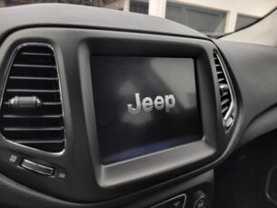 Foto 7 - Jeep Compass Compass 2.0 Longitude automático