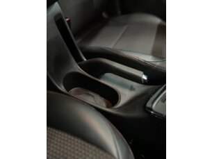 Foto 6 - Chevrolet Onix Onix 1.0 Turbo RS (Aut) manual