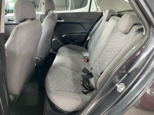 Foto 10 - Hyundai HB20S HB20S 1.6 Comfort Plus (Aut) automático