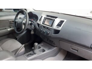 Foto 4 - Toyota Hilux Cabine Dupla Hilux 2.7 Flex 4x2 CD SR (Aut) automático