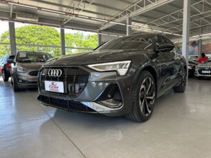 Foto 2 - Audi e-Tron e-tron Sportback 95 KWh Performance Black Quattro automático