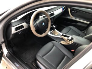 Foto 9 - BMW Série 3 318i (aut) automático