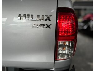 Foto 6 - Toyota Hilux Cabine Dupla Hilux 2.8 TDI SRX CD 4x4 (Aut) manual