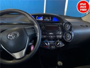 Foto 7 - Toyota Etios Sedan Etios Sedan X 1.5 (Flex) manual