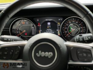 Foto 10 - Jeep Wrangler Wrangler 2.0 Sahara 4X4 4p automático
