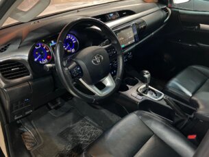 Foto 2 - Toyota Hilux Cabine Dupla Hilux 2.8 TDI CD SRV 4x4 (Aut) automático