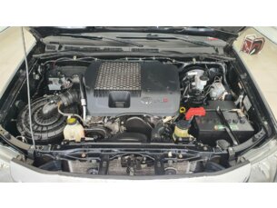 Foto 4 - Toyota Hilux Cabine Dupla Hilux 3.0 TDI 4x4 CD SRV automático