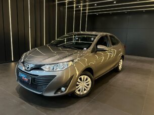 Foto 1 - Toyota Yaris Sedan Yaris Sedan 1.5 XL Live automático
