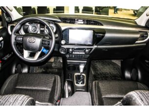 Foto 5 - Toyota Hilux Cabine Dupla Hilux CD 2.8 TDI STD Power Pack 4WD automático
