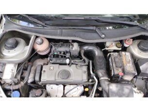 Foto 7 - Peugeot 206 206 Hatch. Presence 1.4 8V (flex) manual