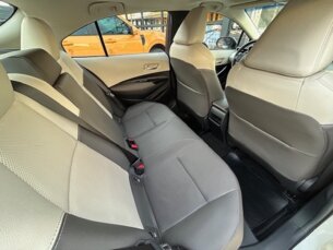 Foto 10 - Toyota Corolla Corolla 2.0 Altis Premium automático