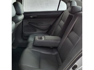 Foto 10 - Honda Civic New Civic LXL 1.8 i-VTEC (Couro) (Flex) manual