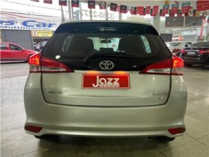 Foto 5 - Toyota Yaris Hatch Yaris 1.3 XL (Flex) manual