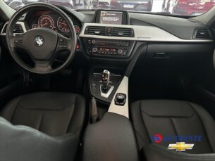 Foto 6 - BMW Série 3 320i 2.0 automático