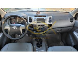 Foto 7 - Toyota Hilux Cabine Dupla Hilux 3.0 TDI 4x4 CD STD manual