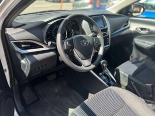Foto 4 - Toyota Yaris Hatch Yaris 1.5 XL Plus Connect CVT manual