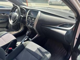 Foto 9 - Toyota Yaris Hatch Yaris 1.5 XL Plus Connect CVT manual