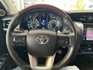 Foto 8 - Toyota SW4 SW4 2.7 SRV 7L 4x2 (Aut) (Flex) automático
