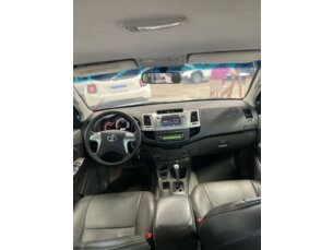 Foto 9 - Toyota Hilux Cabine Dupla Hilux 3.0 TDI 4x4 CD SRV automático