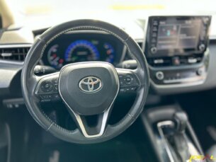 Foto 9 - Toyota Corolla Corolla 1.8 Altis Hybrid automático