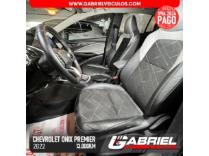 Foto 2 - Chevrolet Onix Onix 1.0 Turbo Premier (Aut) manual